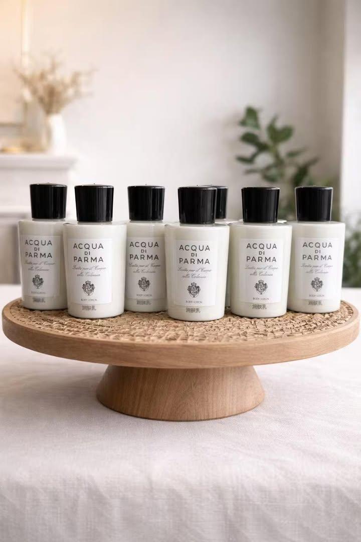 意大利Acqua di Parma 奢華香氛潤膚乳小樣 (白色瓶)